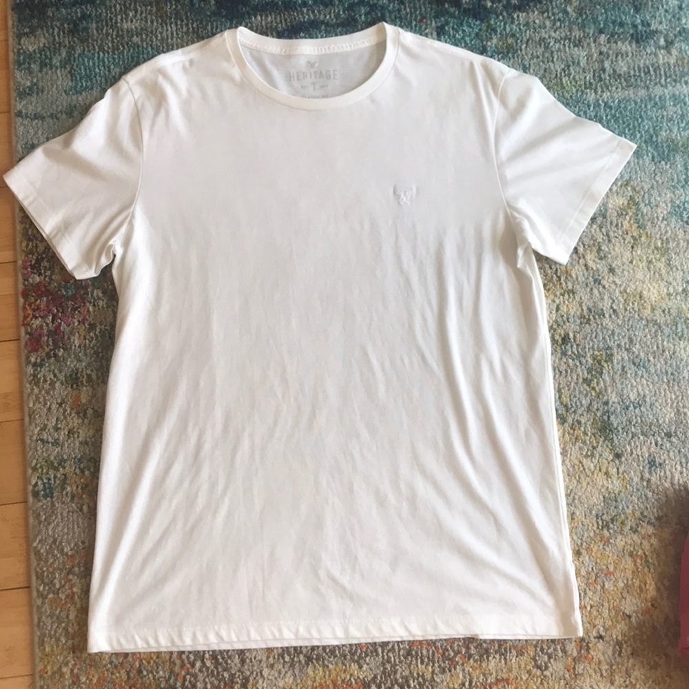 White American eagle t-shirt